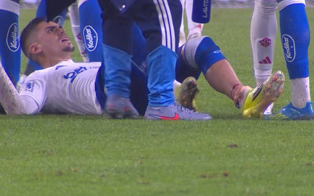 Gabriel Pec sofre lesão em estreia pelo Cruzeiro -  Foto: Reprodução