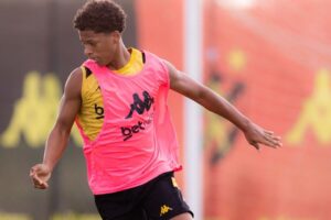 &eacute; Lucas, volante do Sport (Paulo Paiva / Sport Club do Recife)