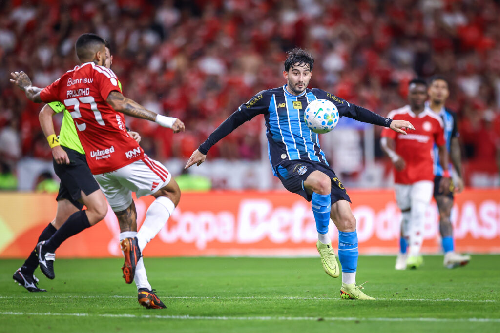 Gremio e Internacional pelas quartas de final da Copa do Brasil 2026. FOTO: LUCAS UEBEL/GREMIO FBPA